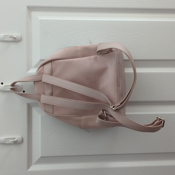 Design Lab Backpack - Picture 2 of 3